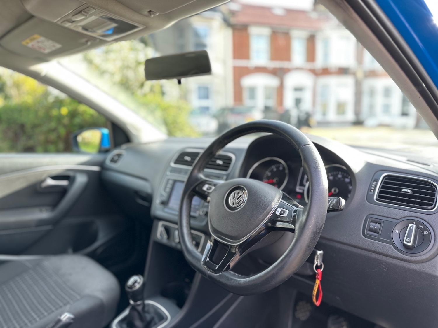 Used Volkswagen Polo 2015 for sale - 76554108: Photo 7