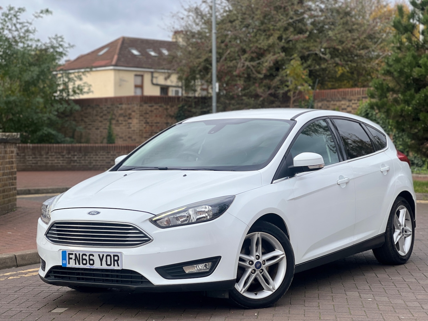 Used Ford Focus 2016 for sale - 76401524: Photo 1