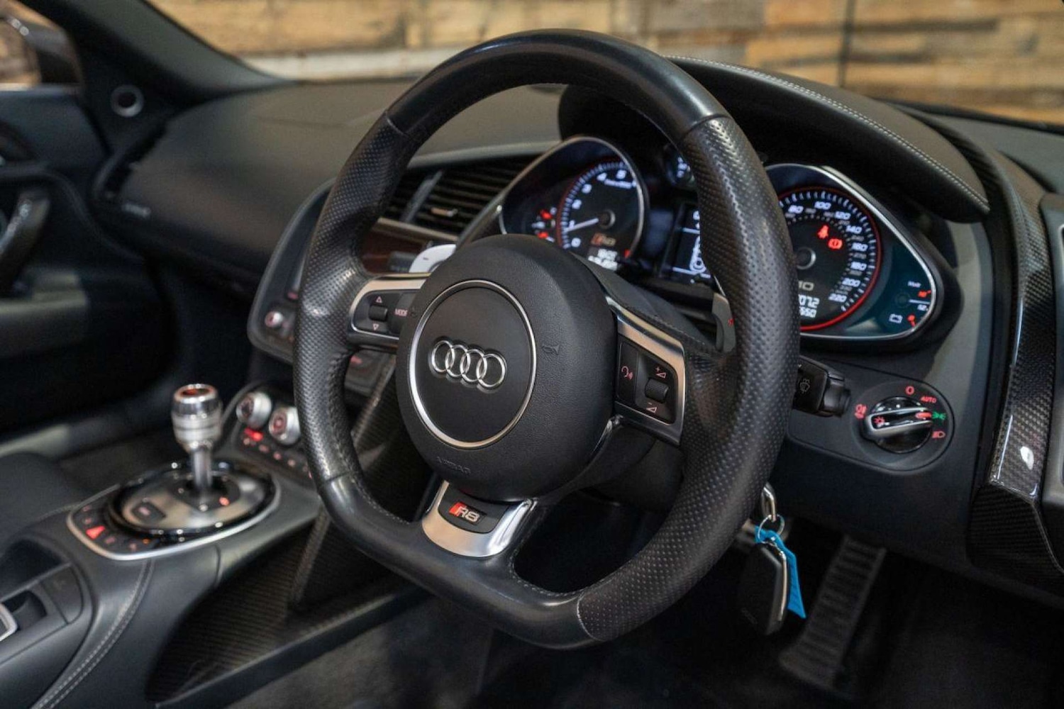 Used Audi R8 2015 for sale - 76372236: Photo 29