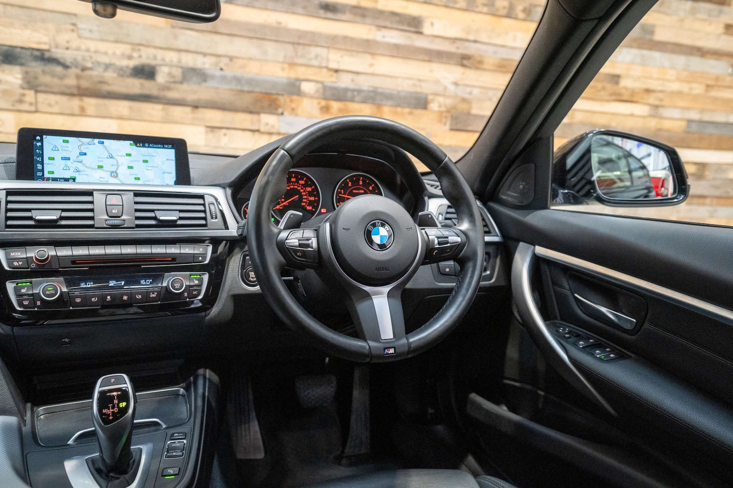 Used BMW 3 Series 2018 for sale - 75872792: Photo 25