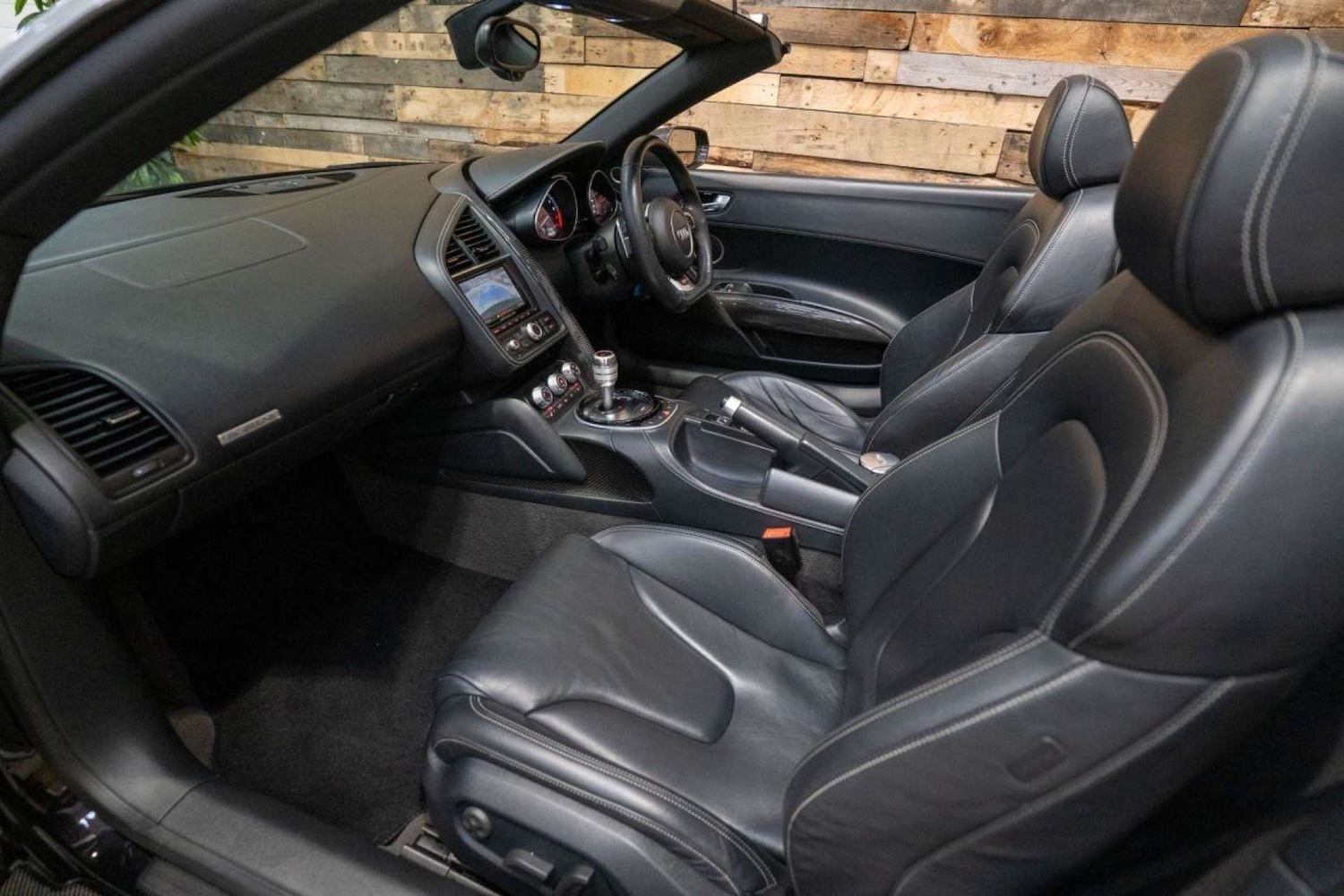 Used Audi R8 2015 for sale - 76618168: Photo 19