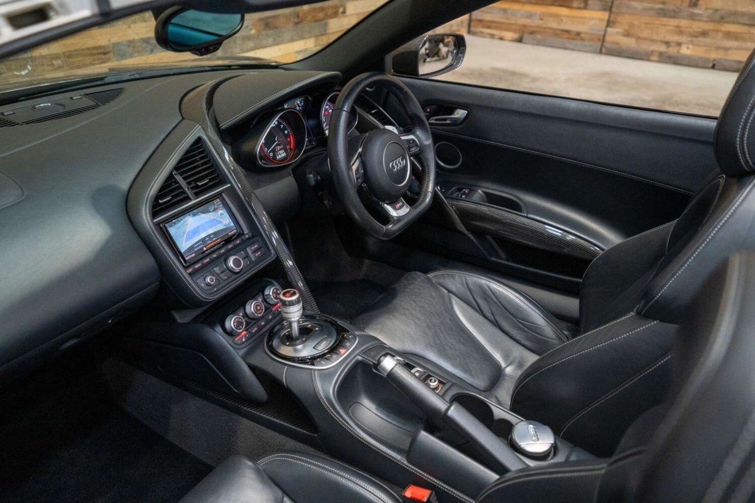 Used Audi R8 2015 for sale - 76618168: Photo 21