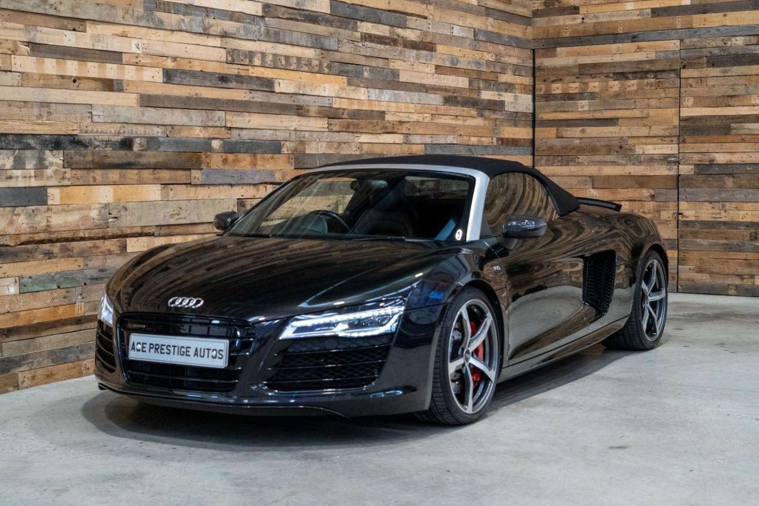 Used Audi R8 2015 for sale - 76618168: Photo 35