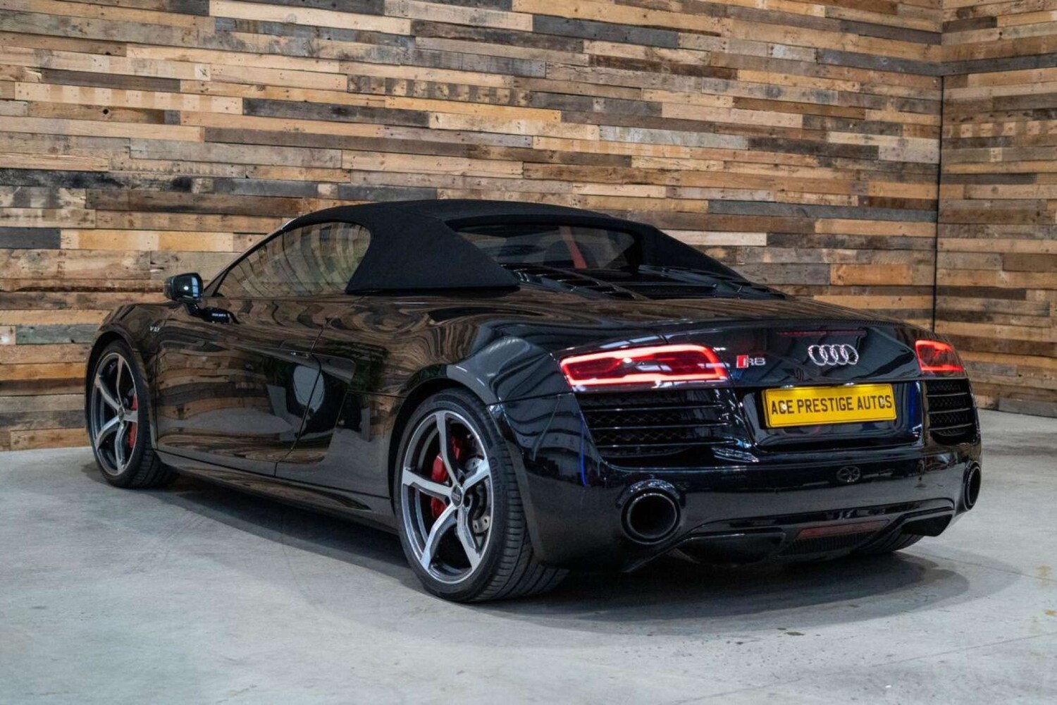 Used Audi R8 2015 for sale - 76618168: Photo 40