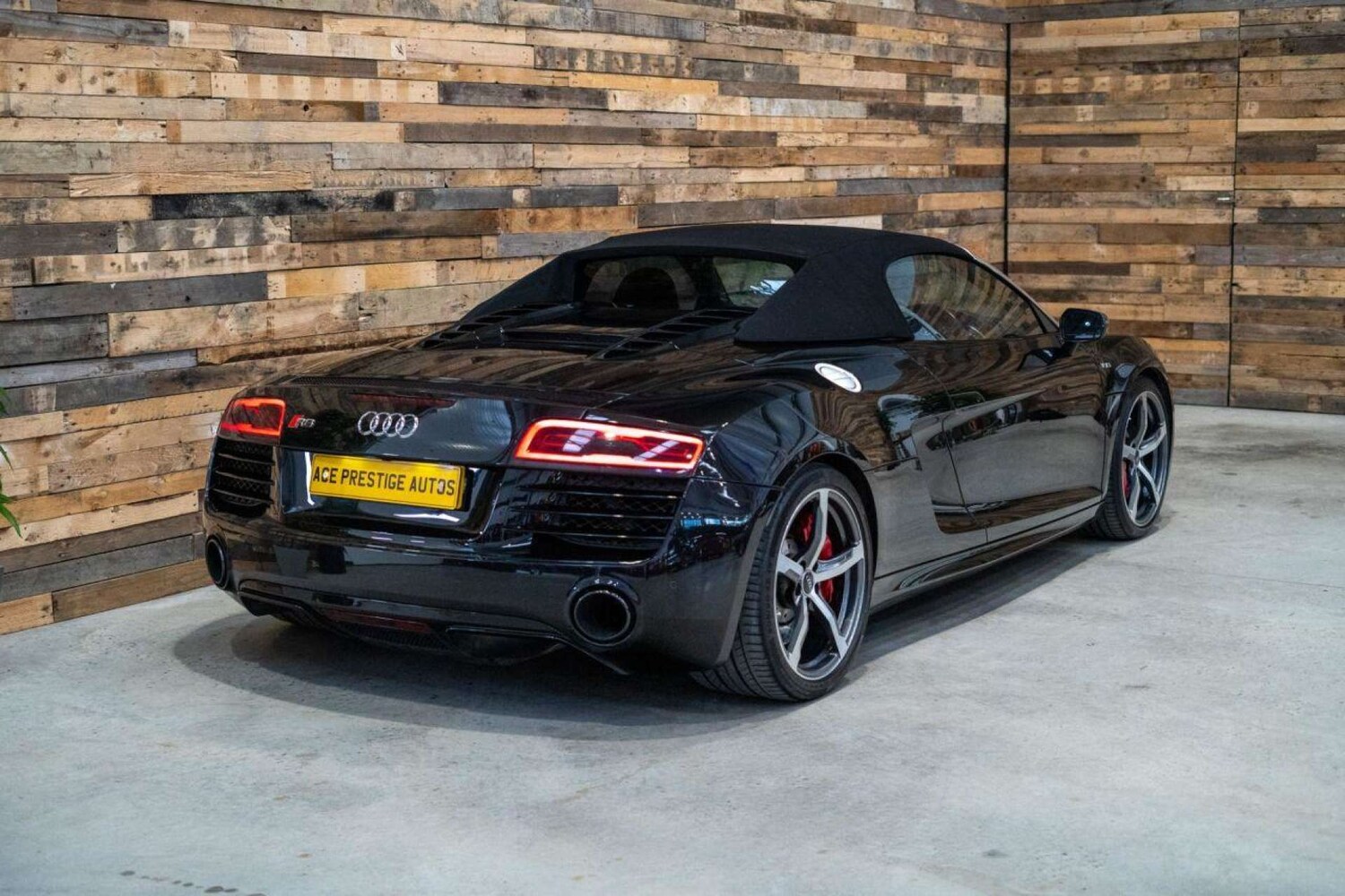 Used Audi R8 2015 for sale - 76618168: Photo 42