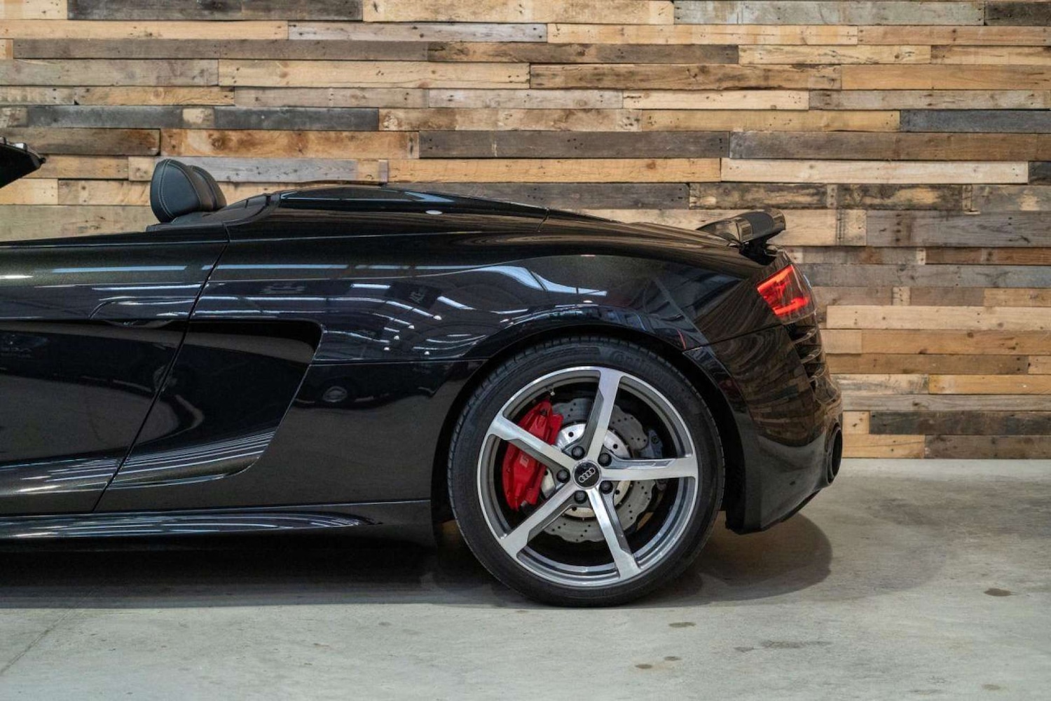 Used Audi R8 2015 for sale - 76618168: Photo 8