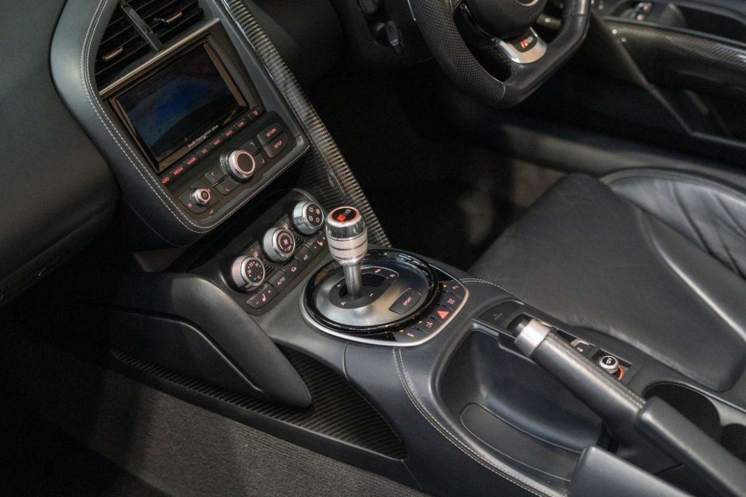 Used Audi R8 2015 for sale - 77221019: Photo 25