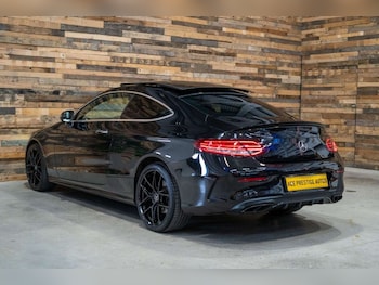 Used Mercedes-Benz C Class 2016 for sale - 77632193: Photo