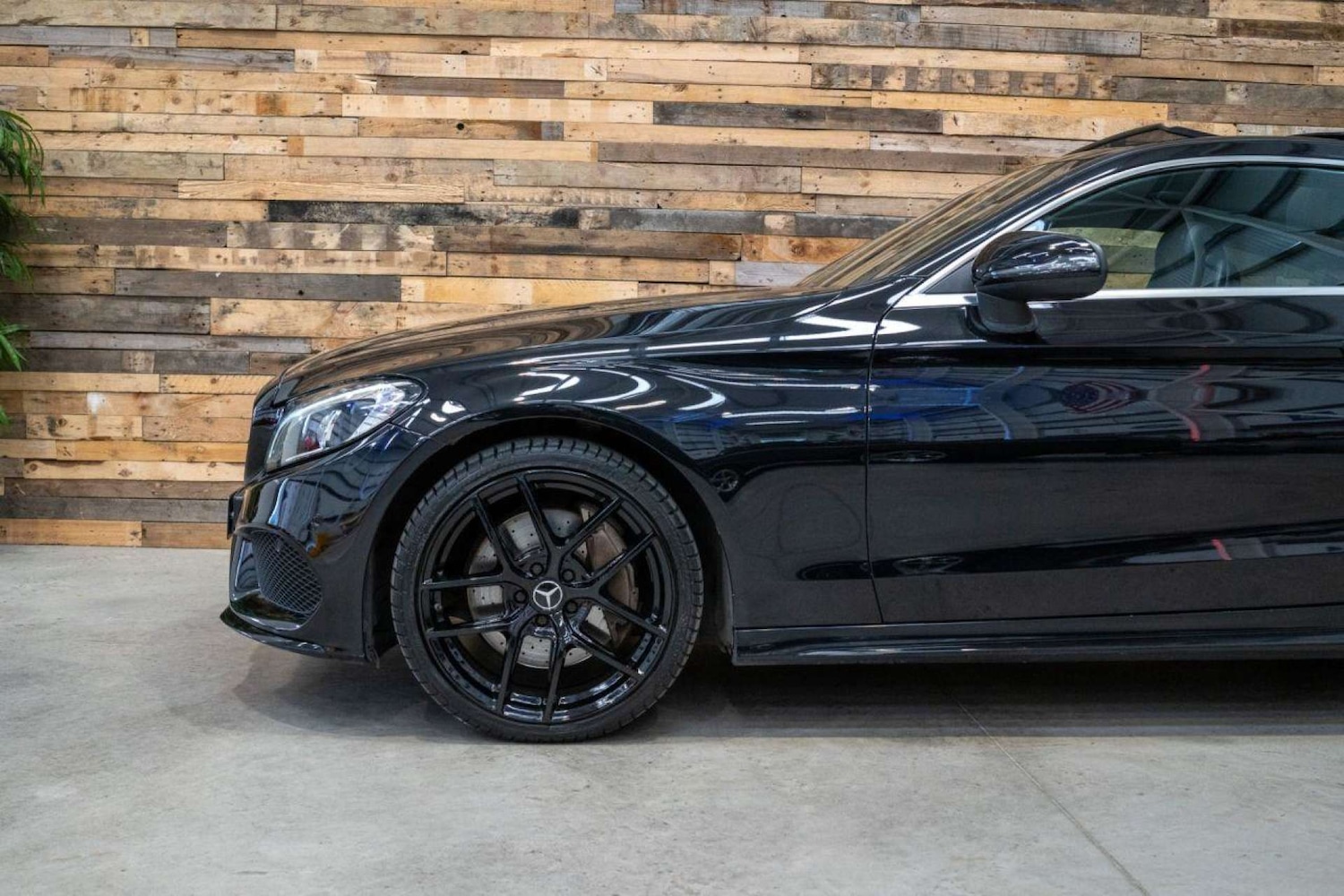 Used Mercedes-Benz C Class 2016 for sale - 77850601: Photo 6