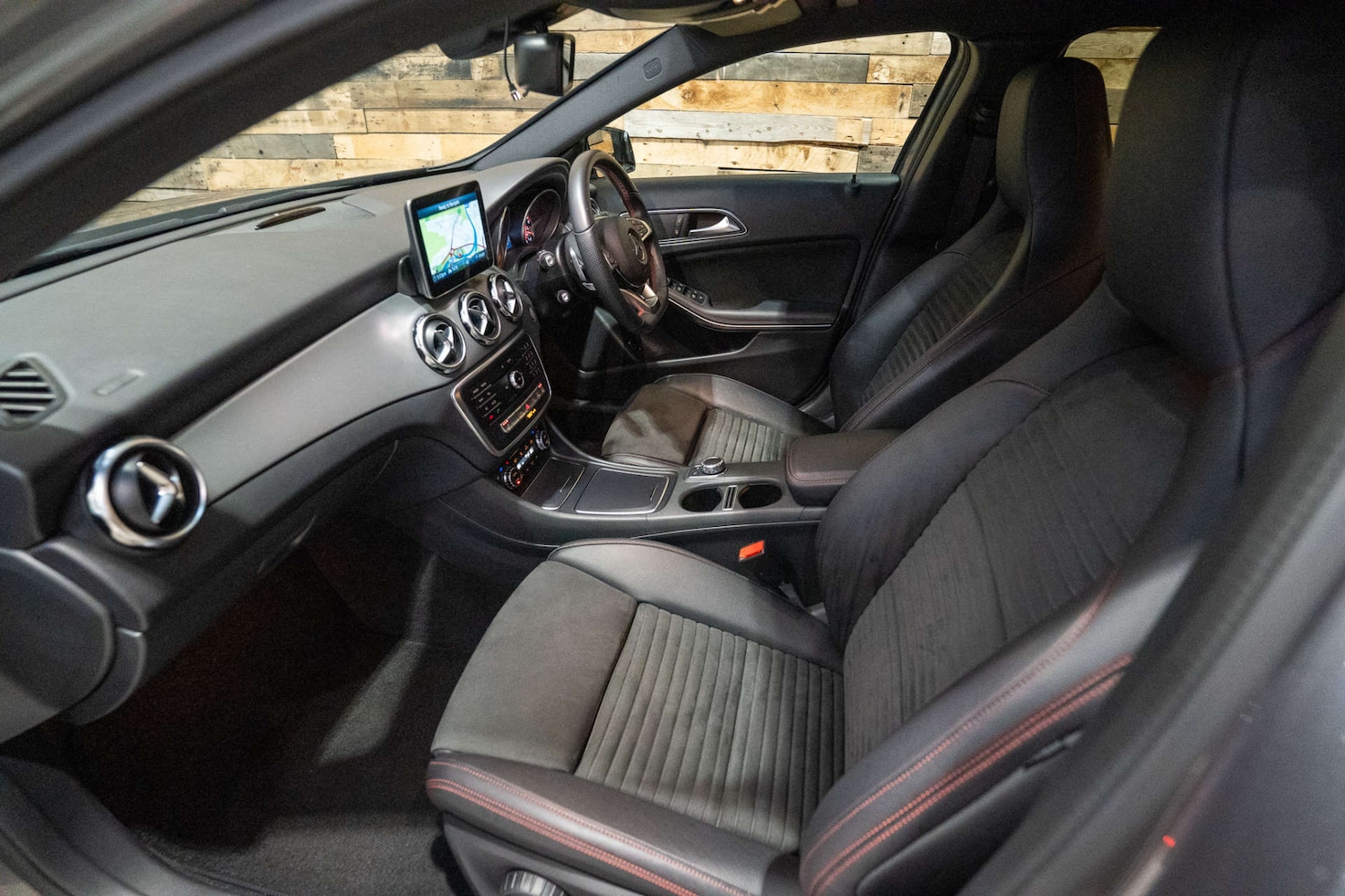 Used Mercedes-Benz GLA 2019 for sale - 76588729: Photo 25