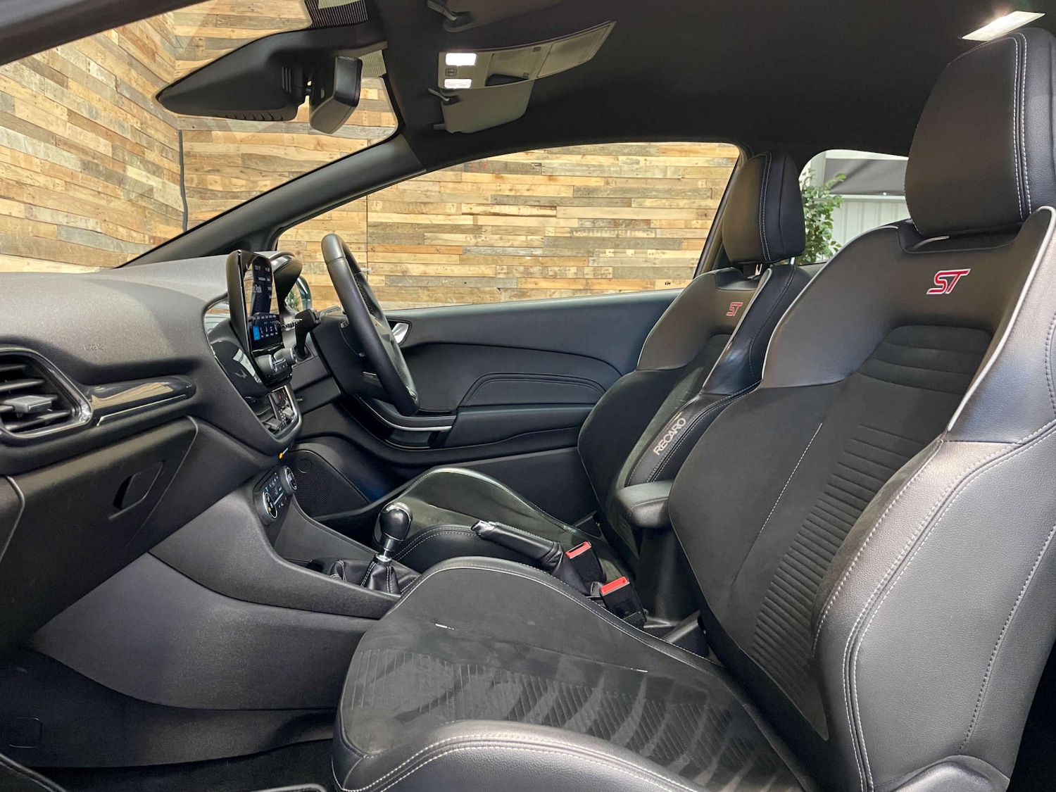 Used Ford Fiesta 2018 for sale - 77921661: Photo 25