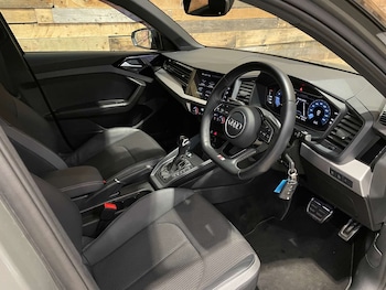 Used Audi A1 2021 for sale - 77087322: Photo