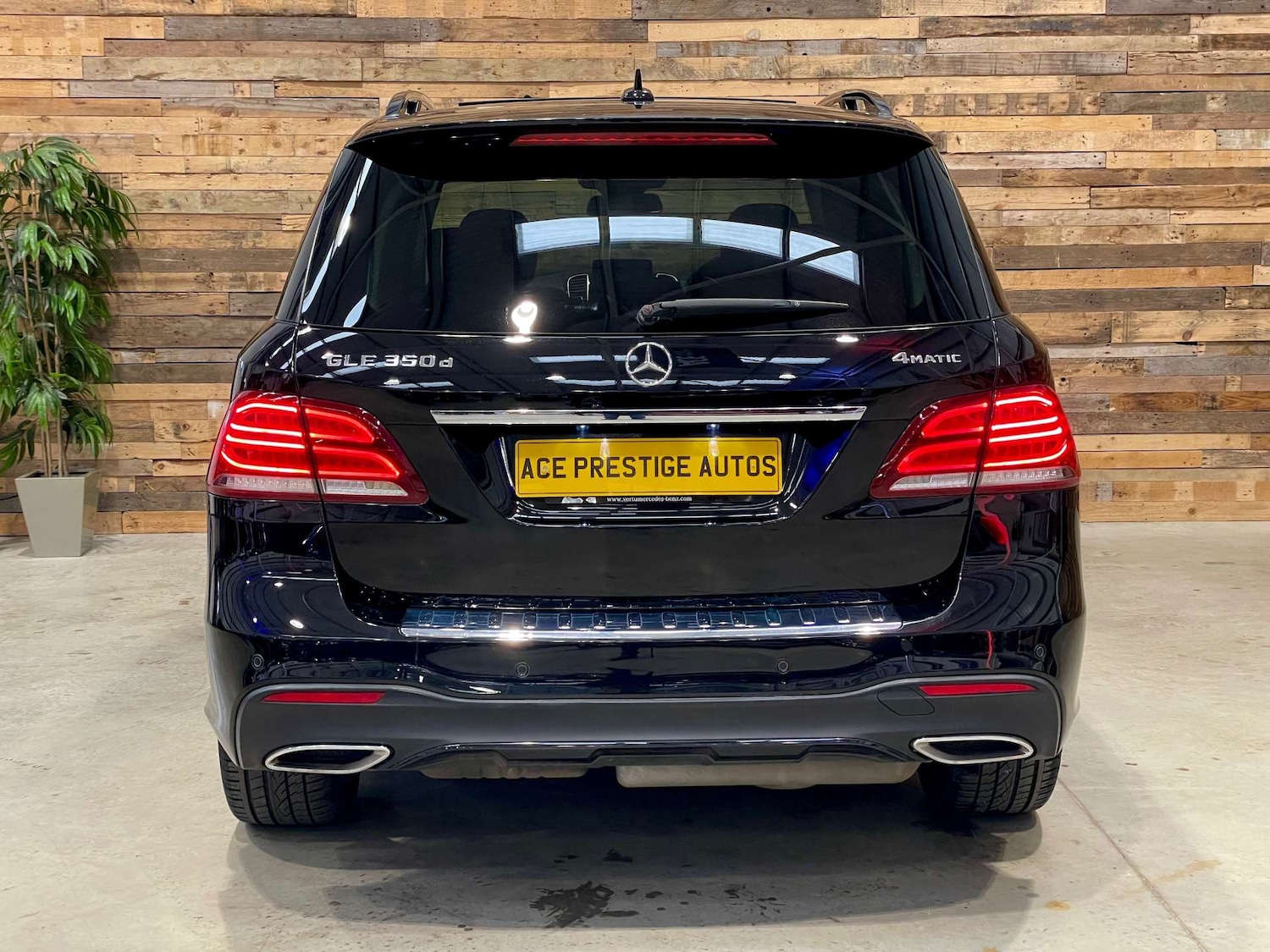 Used Mercedes-Benz GLE 2017 for sale - 77555441: Photo 11