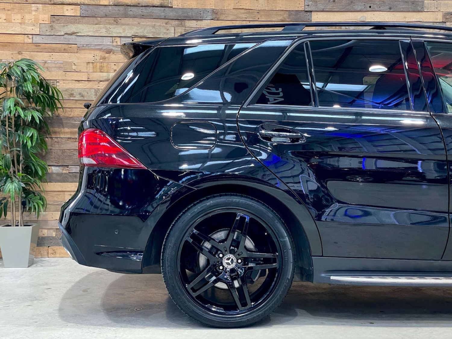 Used Mercedes-Benz GLE 2017 for sale - 77555441: Photo 14