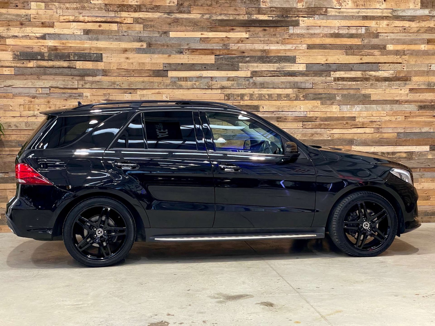 Used Mercedes-Benz GLE 2017 for sale - 77555441: Photo 15