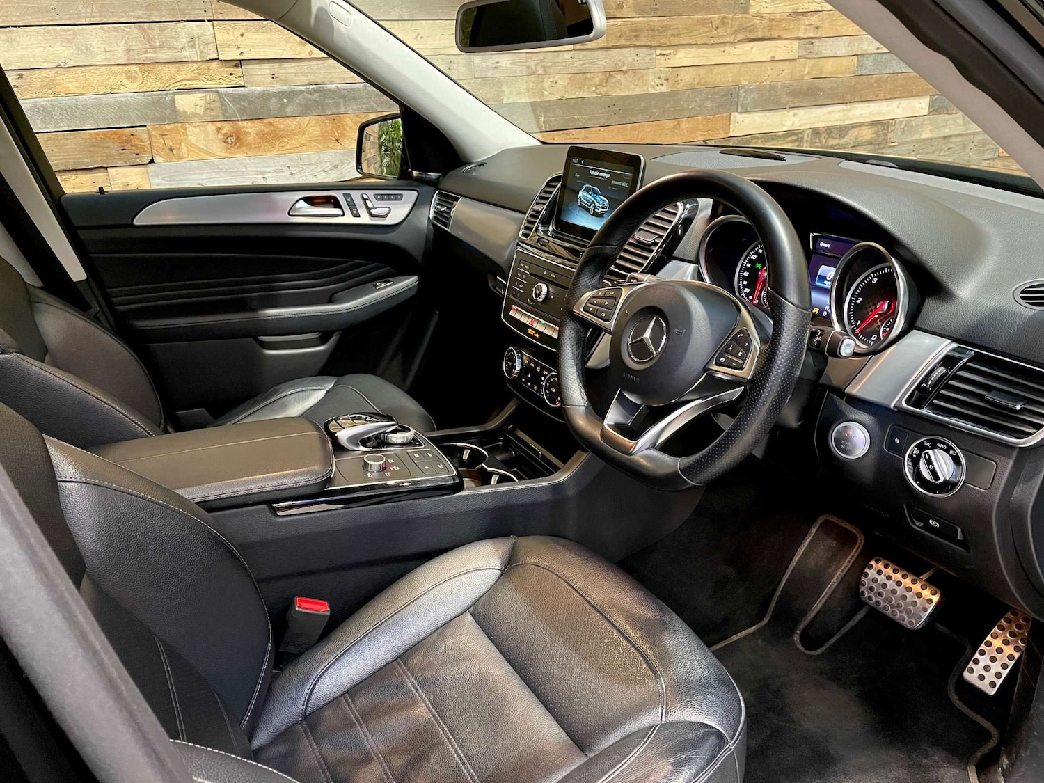 Used Mercedes-Benz GLE 2017 for sale - 77555441: Photo 21