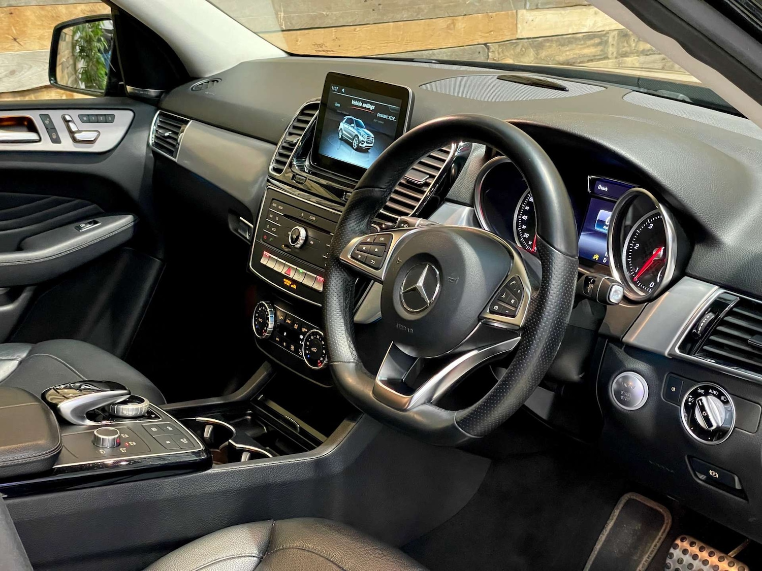 Used Mercedes-Benz GLE 2017 for sale - 77555441: Photo 23