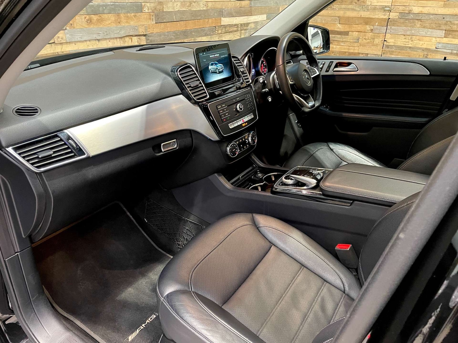 Used Mercedes-Benz GLE 2017 for sale - 77555441: Photo 28