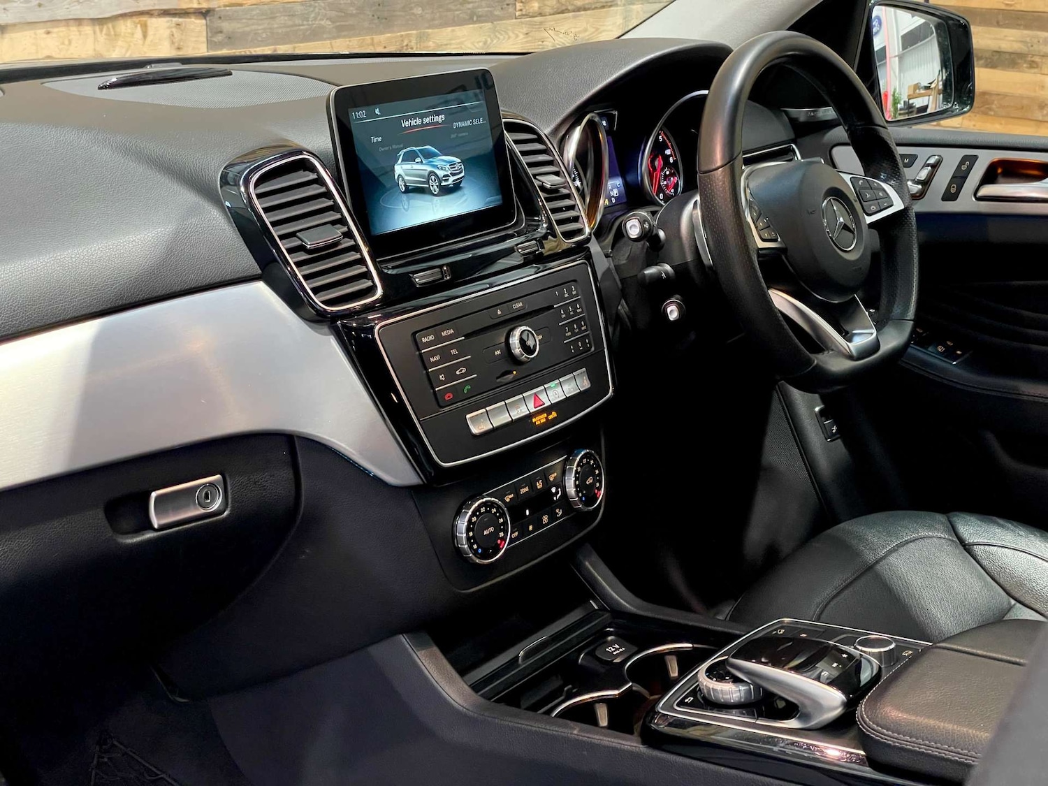 Used Mercedes-Benz GLE 2017 for sale - 77555441: Photo 29