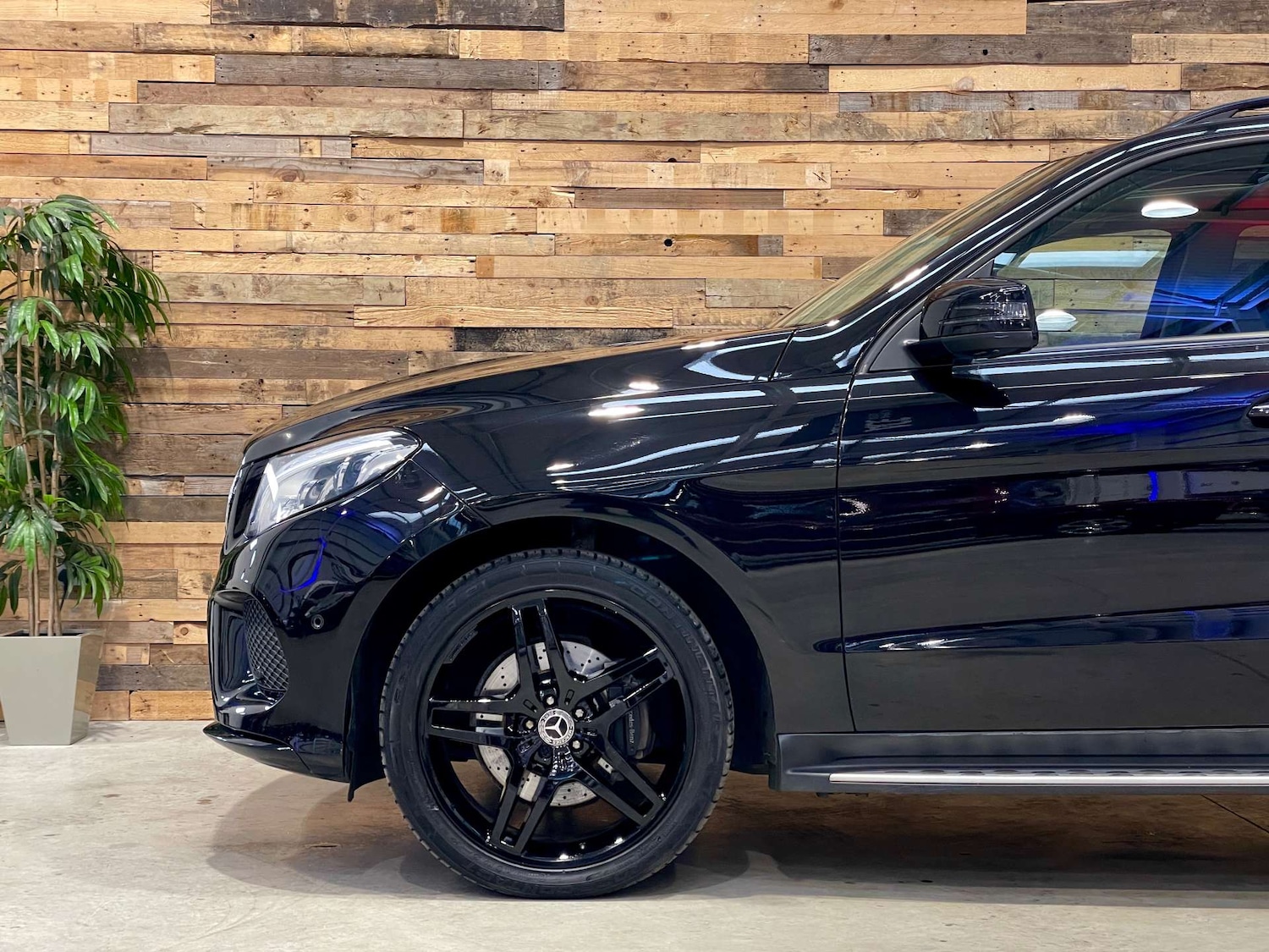 Used Mercedes-Benz GLE 2017 for sale - 77555441: Photo 7