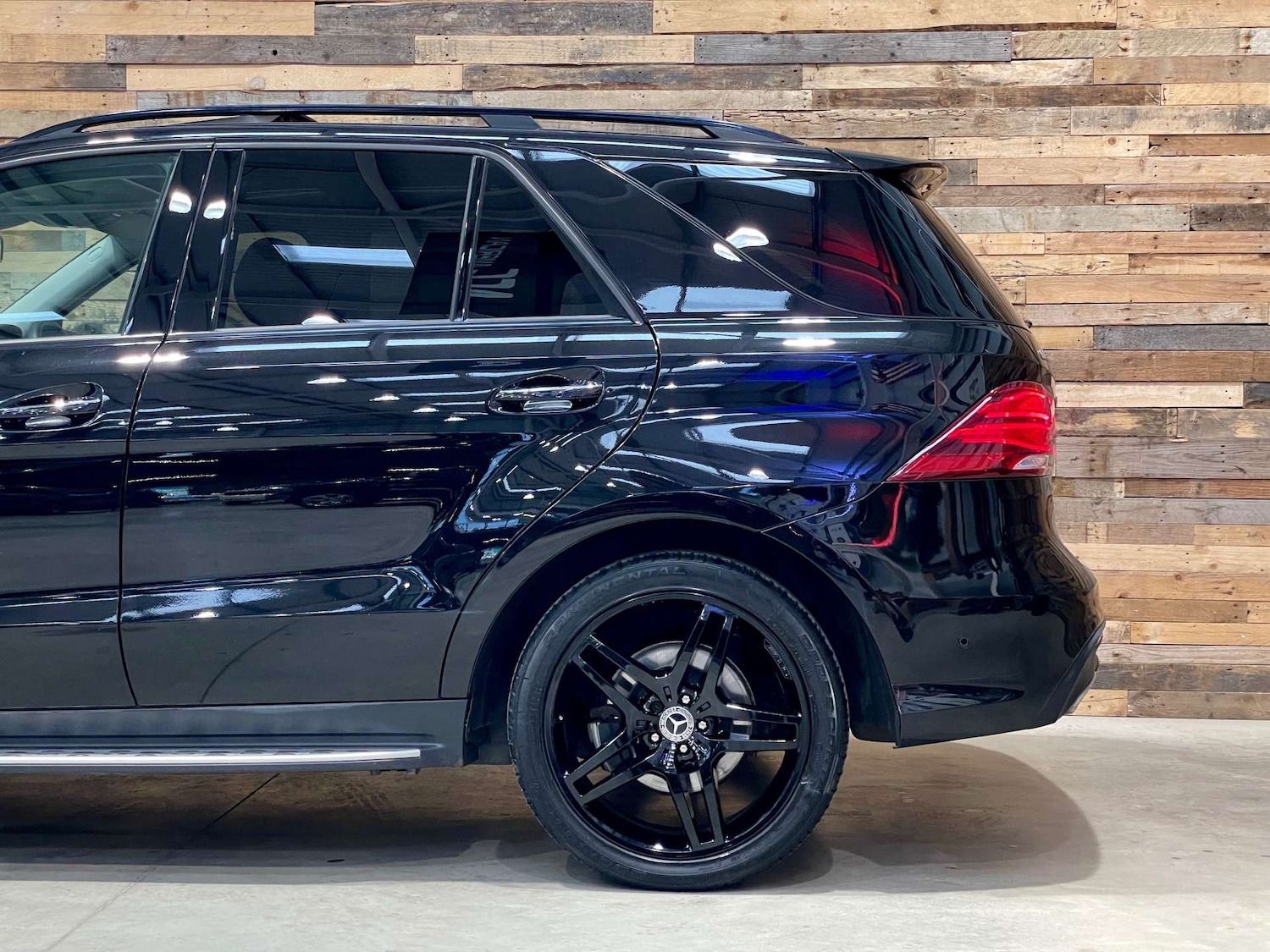 Used Mercedes-Benz GLE 2017 for sale - 77555441: Photo 9