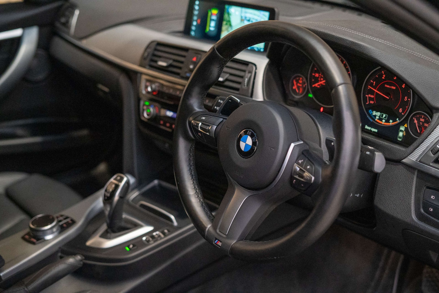 Used BMW 3 Series 2018 for sale - 76509339: Photo 22