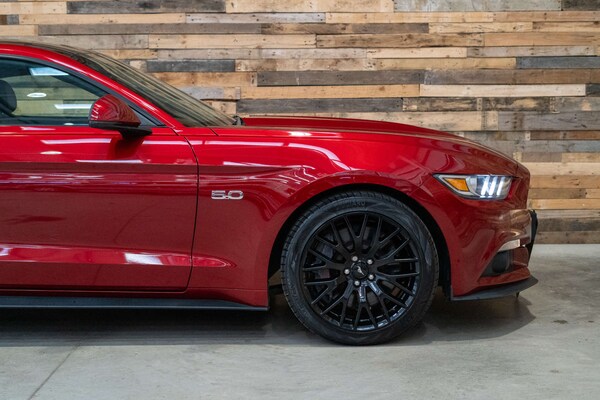 Used Ford Mustang 2017 for sale - 76278560: Photo 15