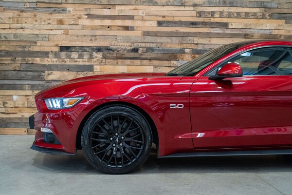 Used Ford Mustang 2017 for sale - 76278560: Photo 6
