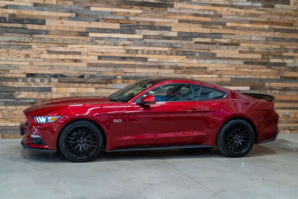 Used Ford Mustang 2017 for sale - 76278560: Photo 7