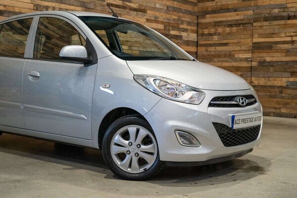 Used Hyundai i10 2012 for sale - 76184938: Photo 15