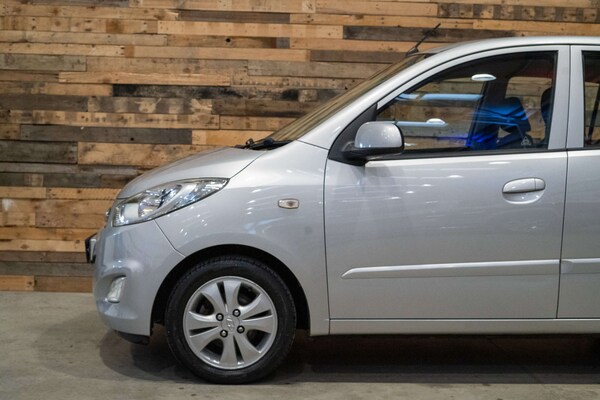 Used Hyundai i10 2012 for sale - 76184938: Photo 6
