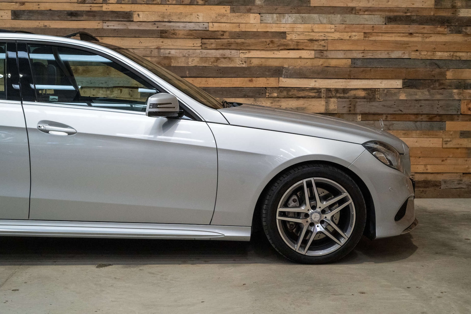 Used Mercedes-Benz E-Class 2015 for sale - 76114466: Photo 16