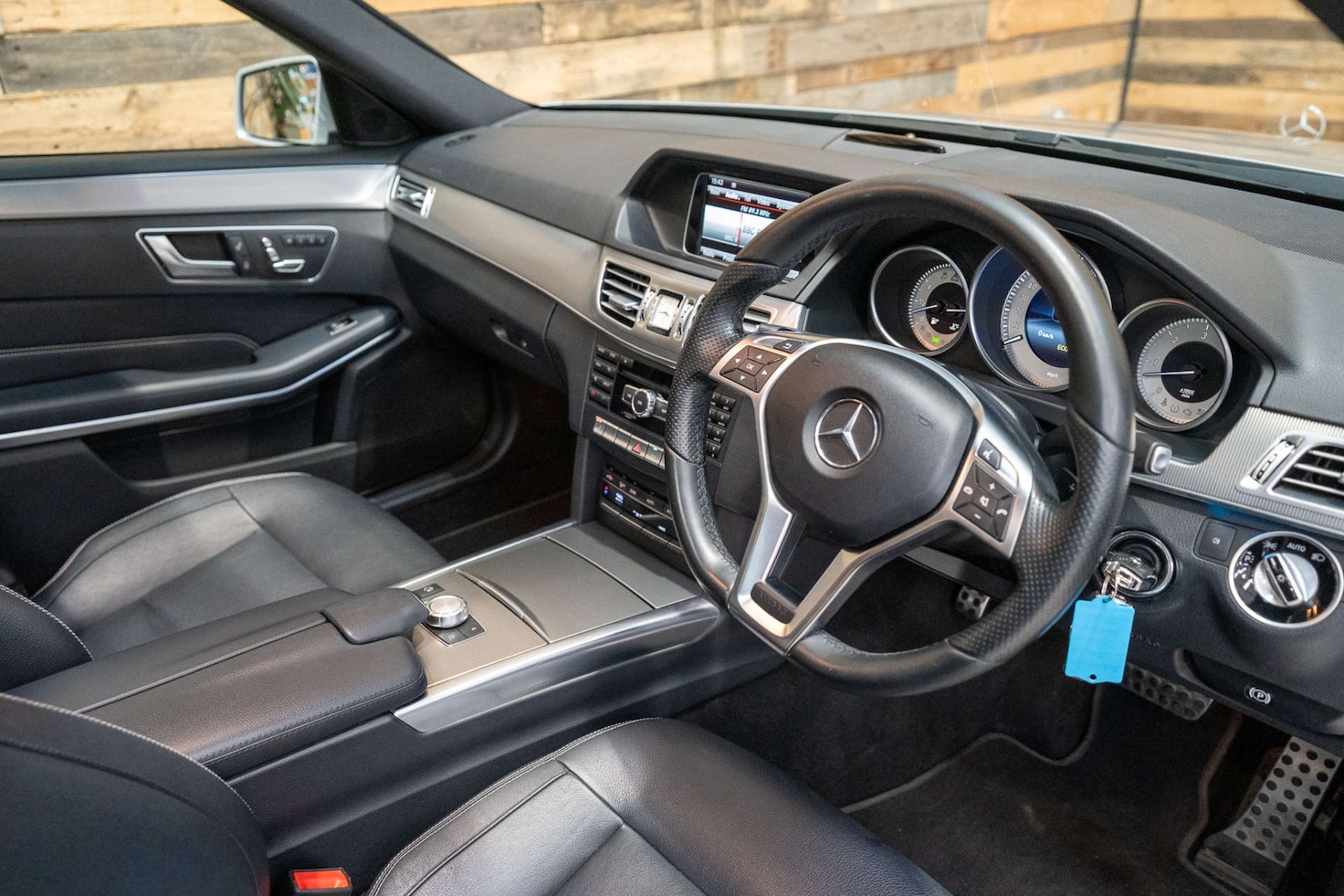 Used Mercedes-Benz E-Class 2015 for sale - 76114466: Photo 20