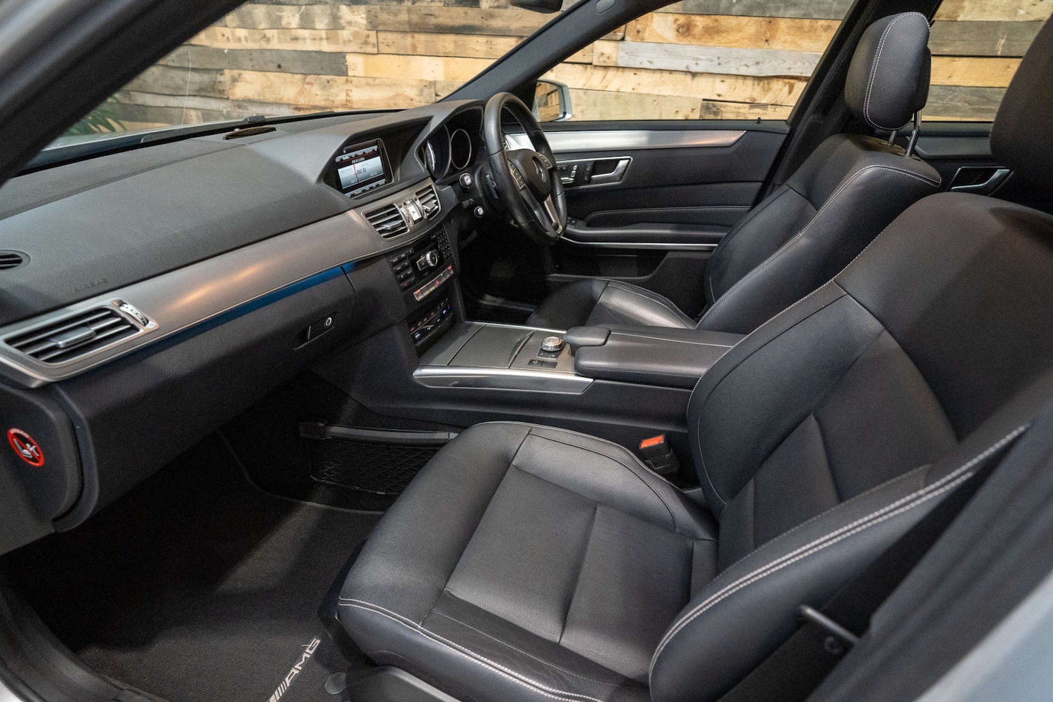 Used Mercedes-Benz E-Class 2015 for sale - 76114466: Photo 26