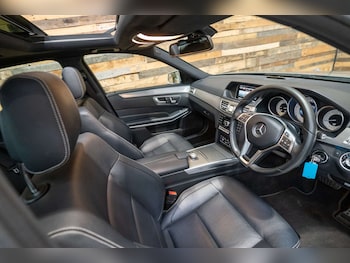 Used Mercedes-Benz E-Class 2015 for sale - 76114466: Photo 3