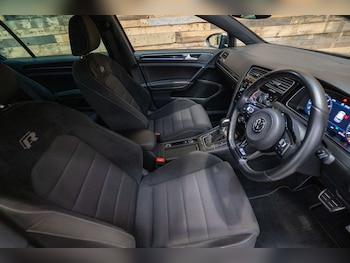 Used Volkswagen Golf 2019 for sale - 75562677: Photo