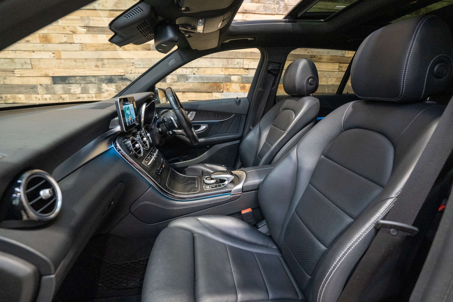 Used Mercedes-Benz GLC 2017 for sale - 76608983: Photo 30