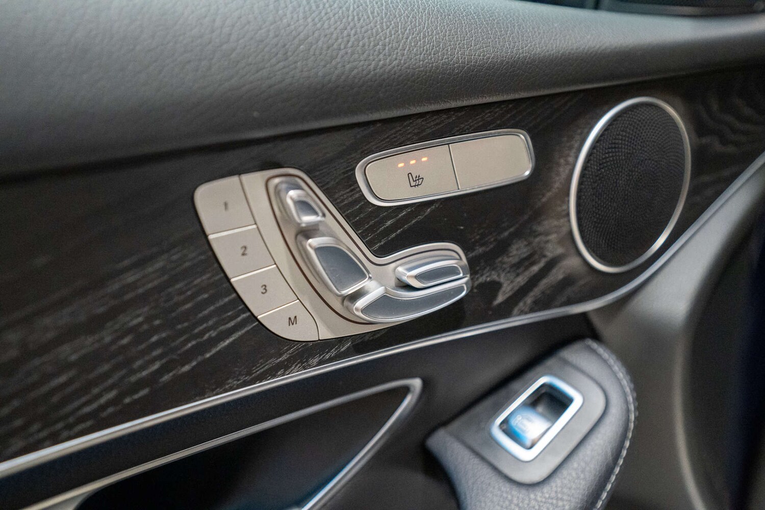 Used Mercedes-Benz GLC 2017 for sale - 76608983: Photo 33