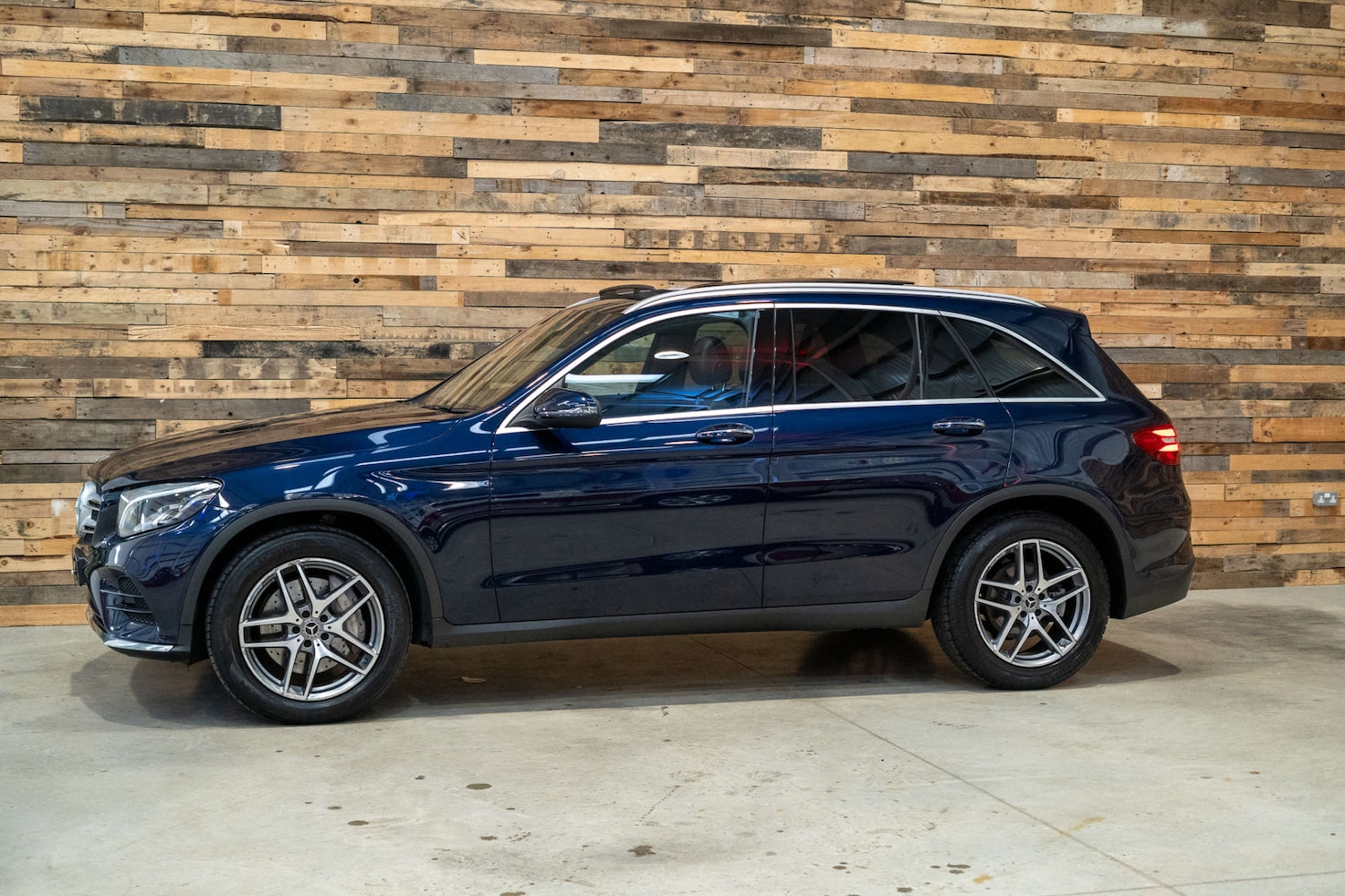 Used Mercedes-Benz GLC 2017 for sale - 76608983: Photo 7