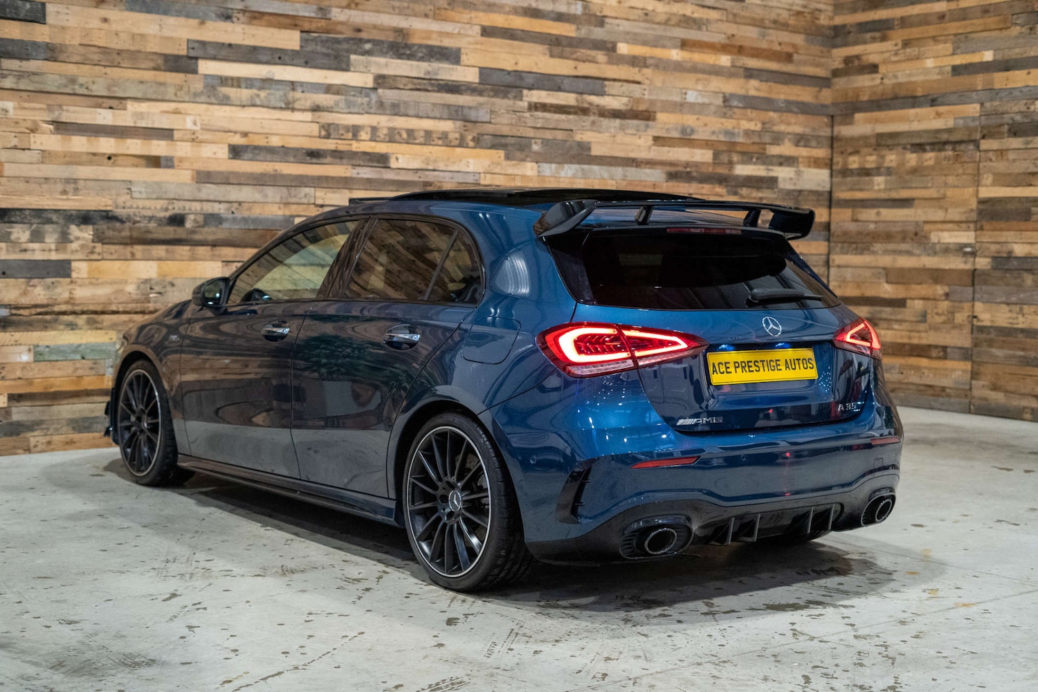 Used Mercedes-Benz A-Class 2021 for sale - 76569734: Photo 2