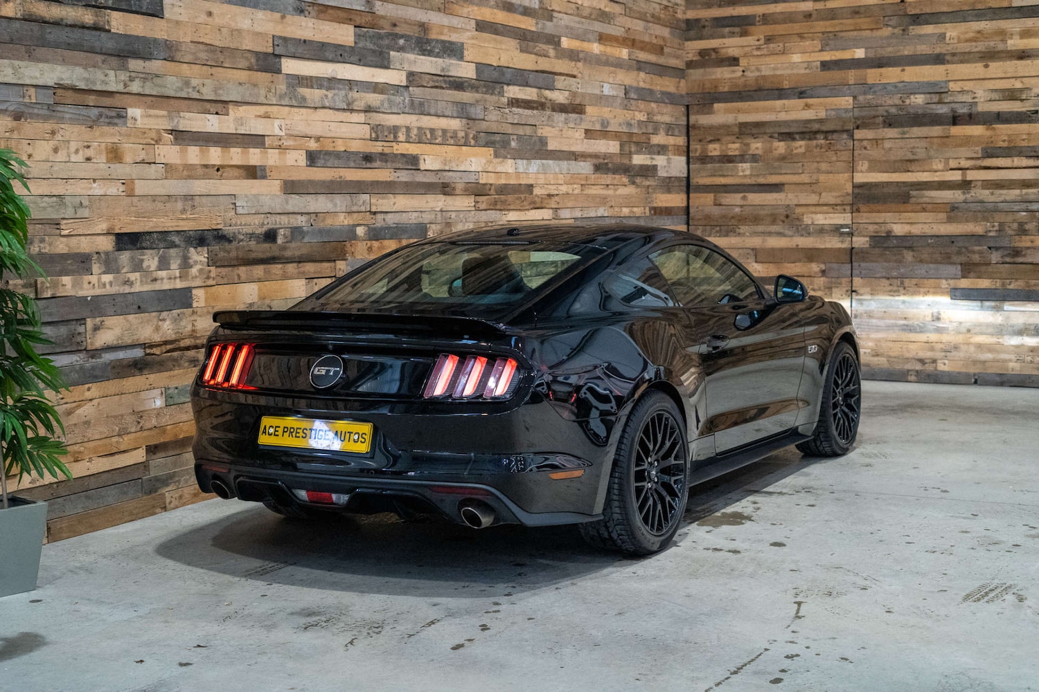 Used Ford Mustang 2018 for sale - 76830002: Photo 11