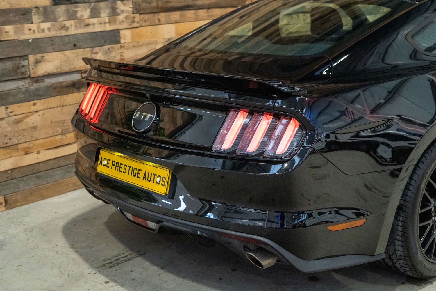 Used Ford Mustang 2018 for sale - 76830002: Photo 12