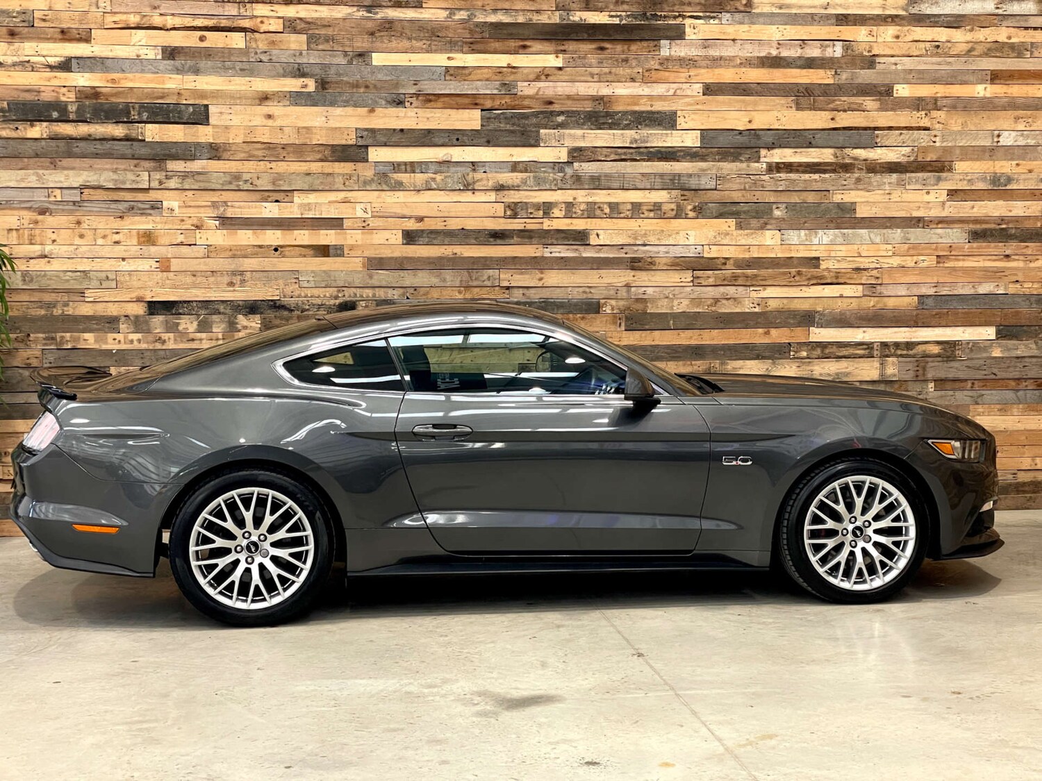 Used Ford Mustang 2016 for sale - 78159035: Photo 13