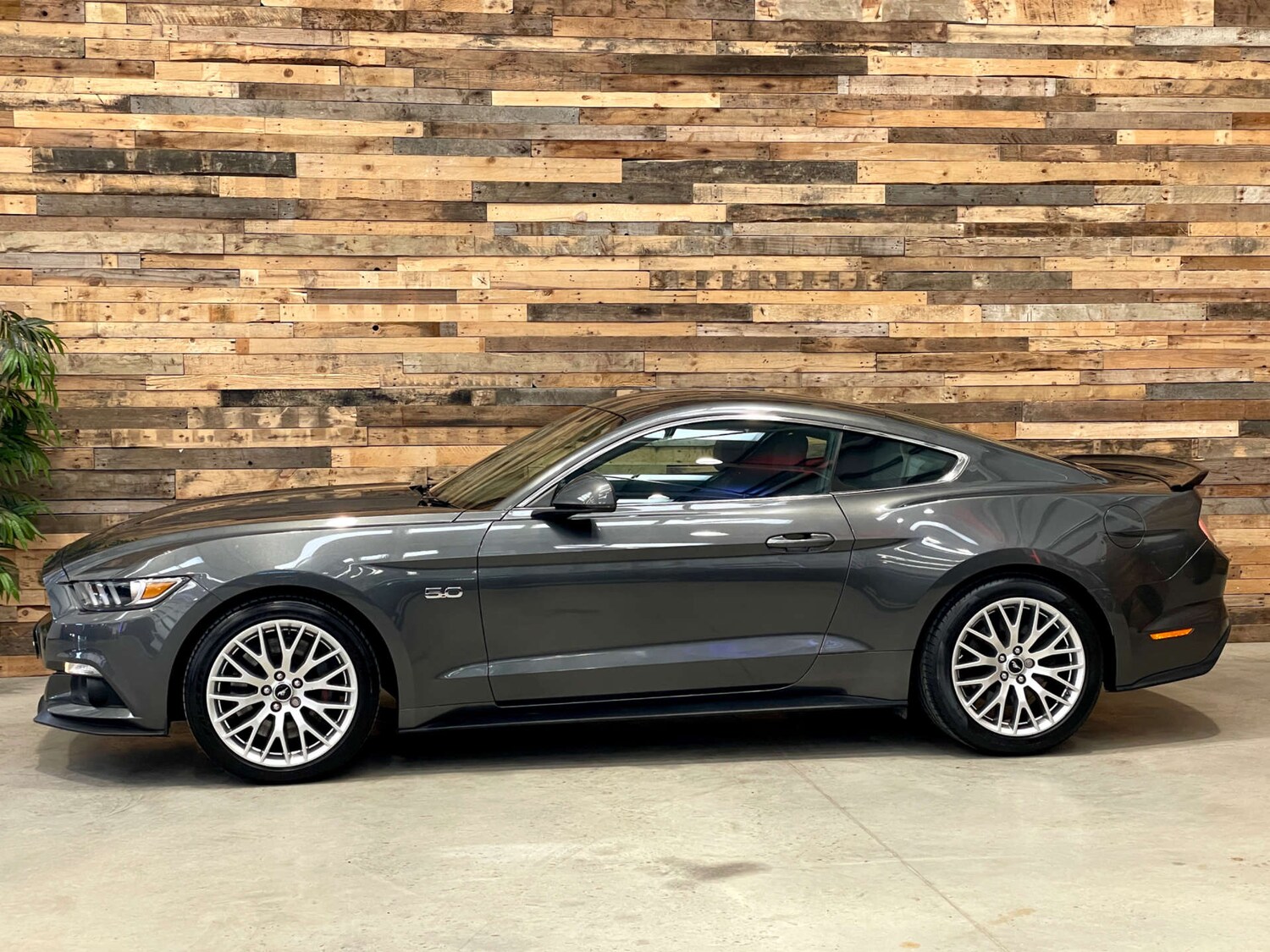 Used Ford Mustang 2016 for sale - 78159035: Photo 7