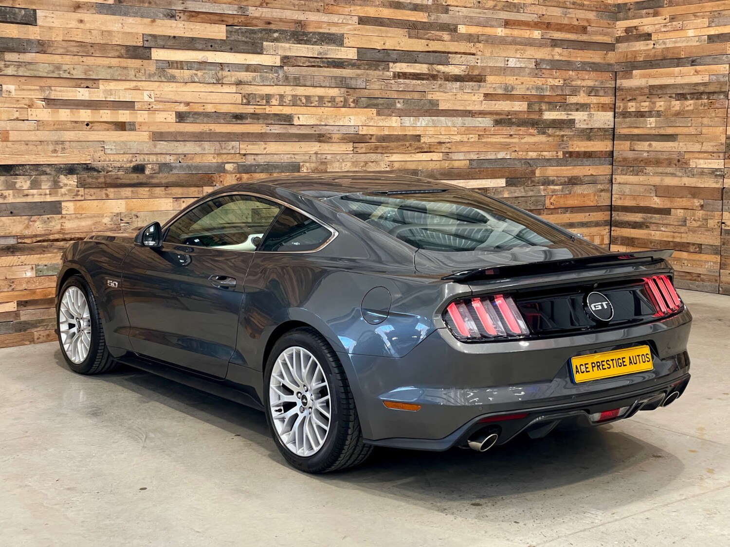 Used Ford Mustang 2016 for sale - 78159035: Photo 9