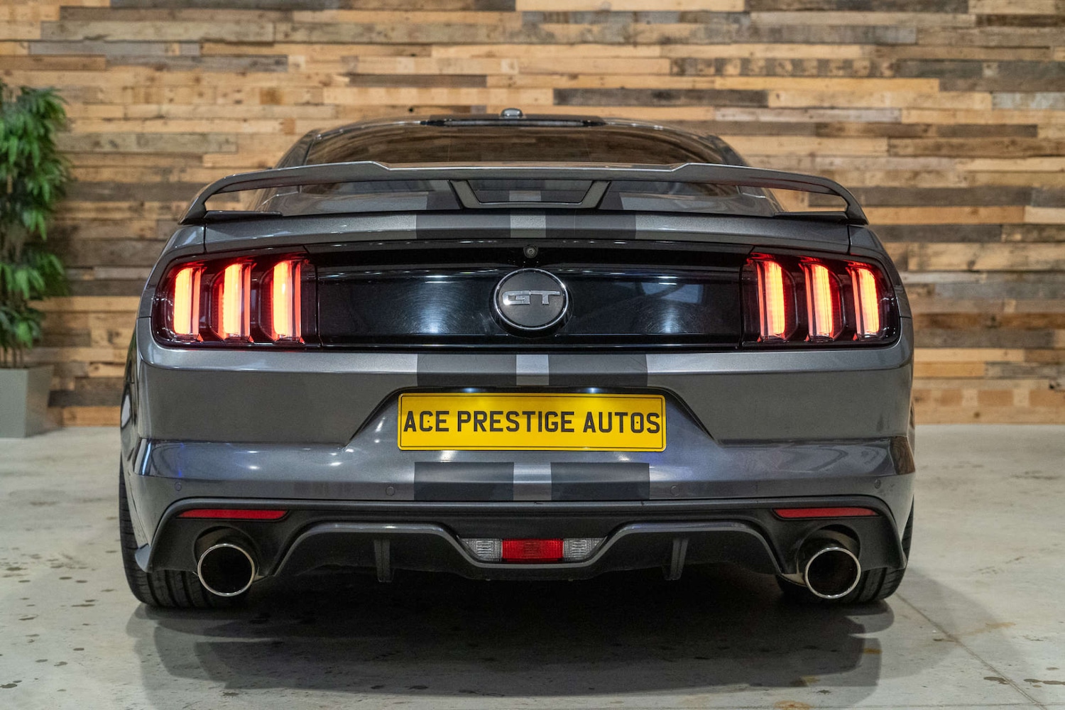 Used Ford Mustang 2017 for sale - 76567728: Photo 11