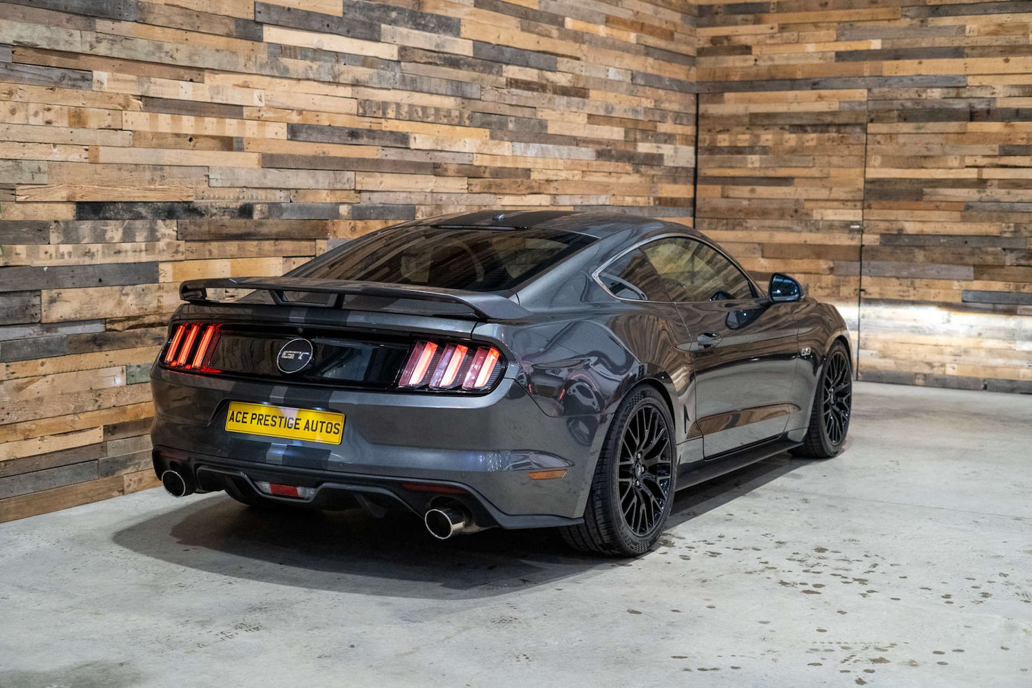 Used Ford Mustang 2017 for sale - 76567728: Photo 12