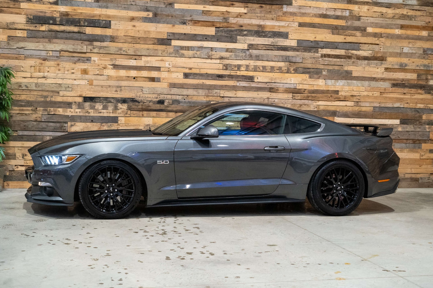 Used Ford Mustang 2017 for sale - 76567728: Photo 7
