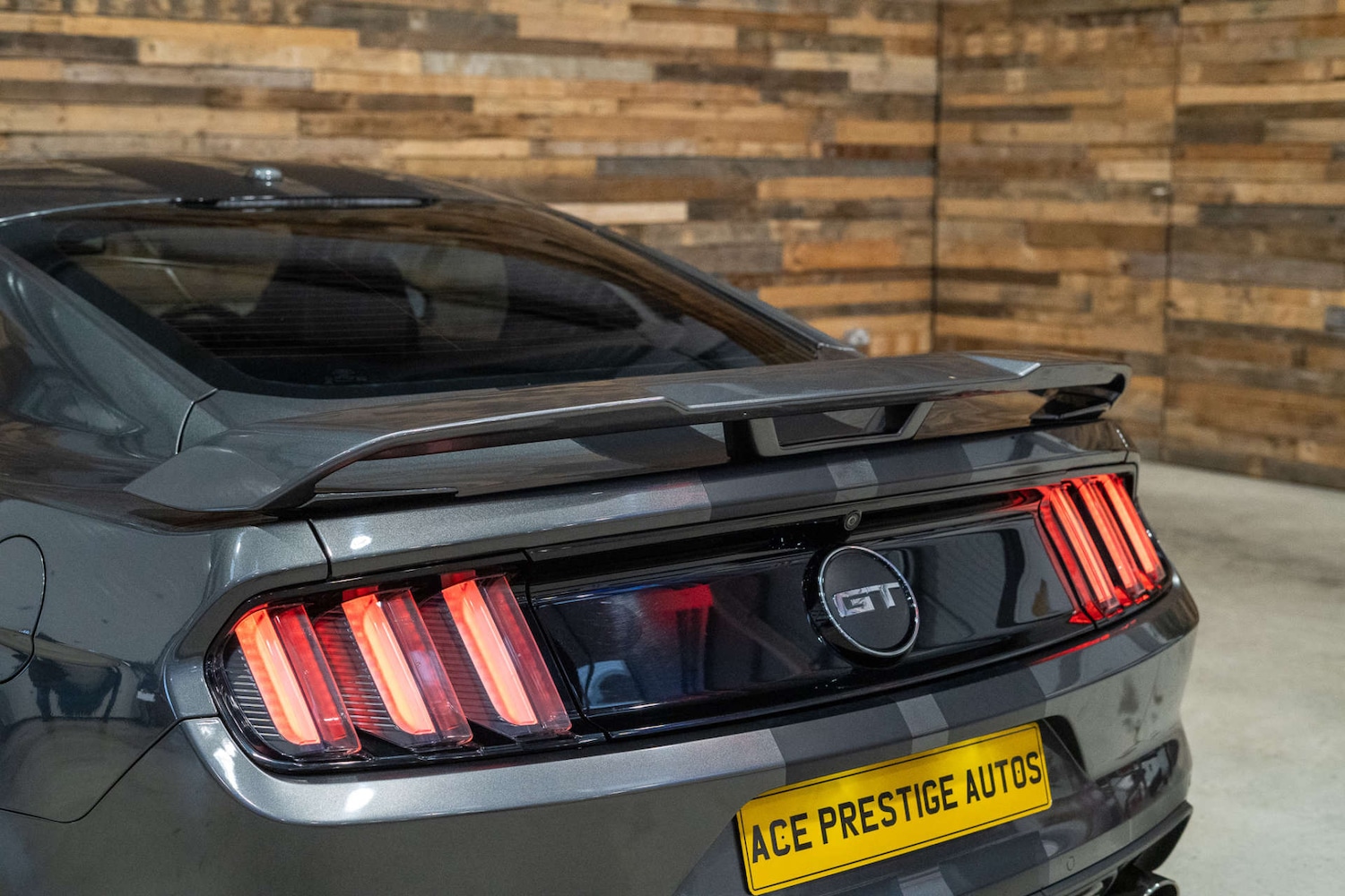 Used Ford Mustang 2017 for sale - 76567728: Photo 9