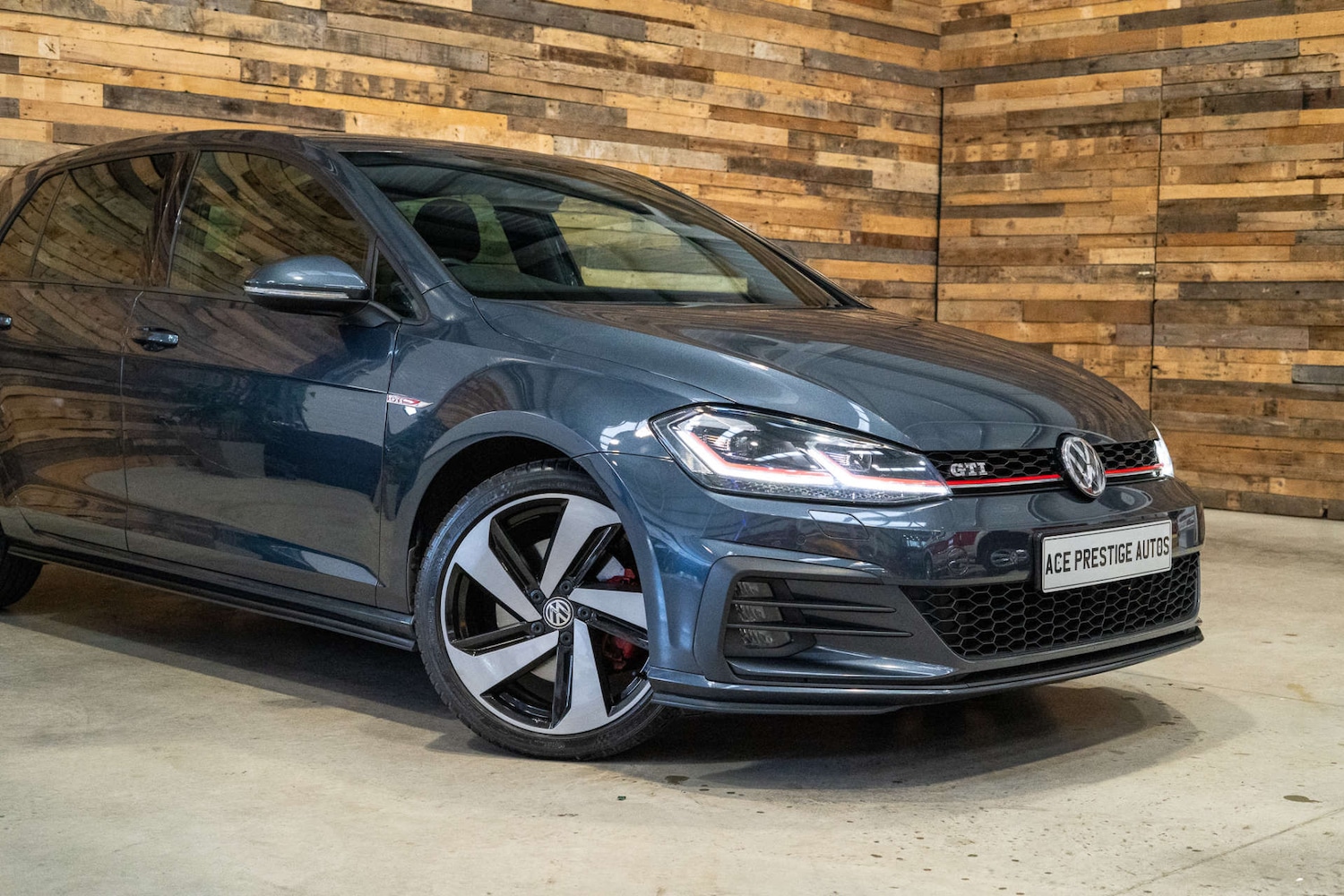 Used Volkswagen Golf 2018 for sale - 76618201: Photo 16